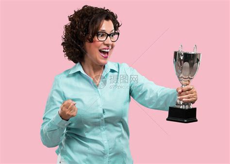 白羊座的特点女生性格_白羊女偏爱哪类型男生,第7张 白羊座的特点女生性格_白羊女偏爱哪类型男生,第7张